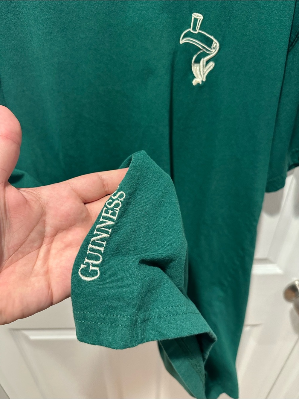 Official Guinness Ireland Green Toucan Graphic Tee - US M / EU L - Picture 5 of 7